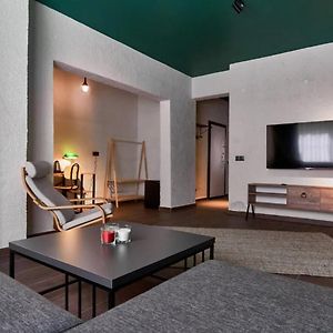 One-Bedroom Apartment Spa Bath
